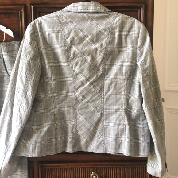 2 piece summer suite with pants above the ankle.  98% cotton. 2% elastomer. - Picture 5 of 5